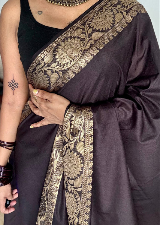 Black, semi crepe silk saree with antique gold floral border - YCLOKOC58