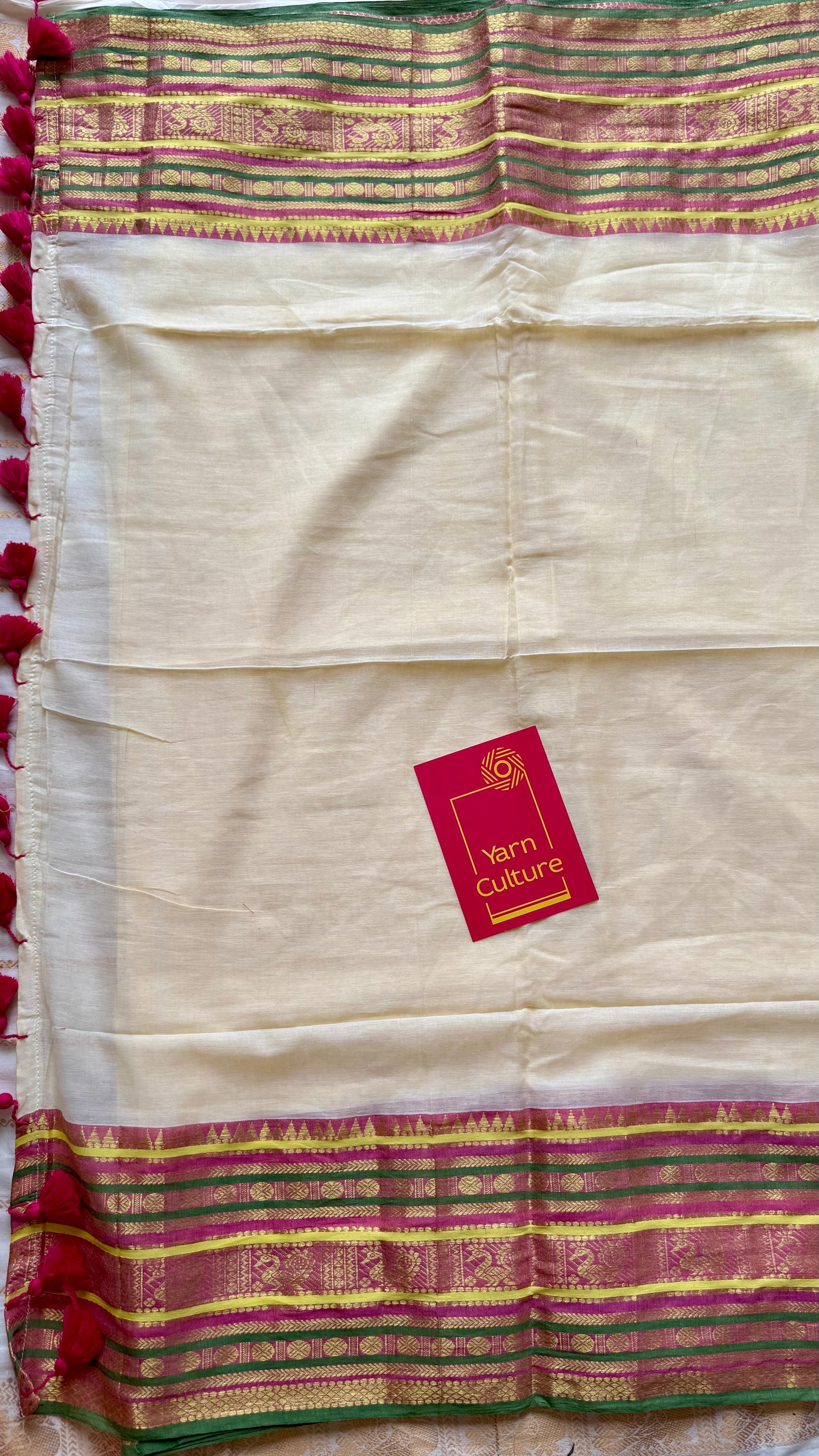 Cream mul saree, multicoloured wide kanchi border - YCIEON12
