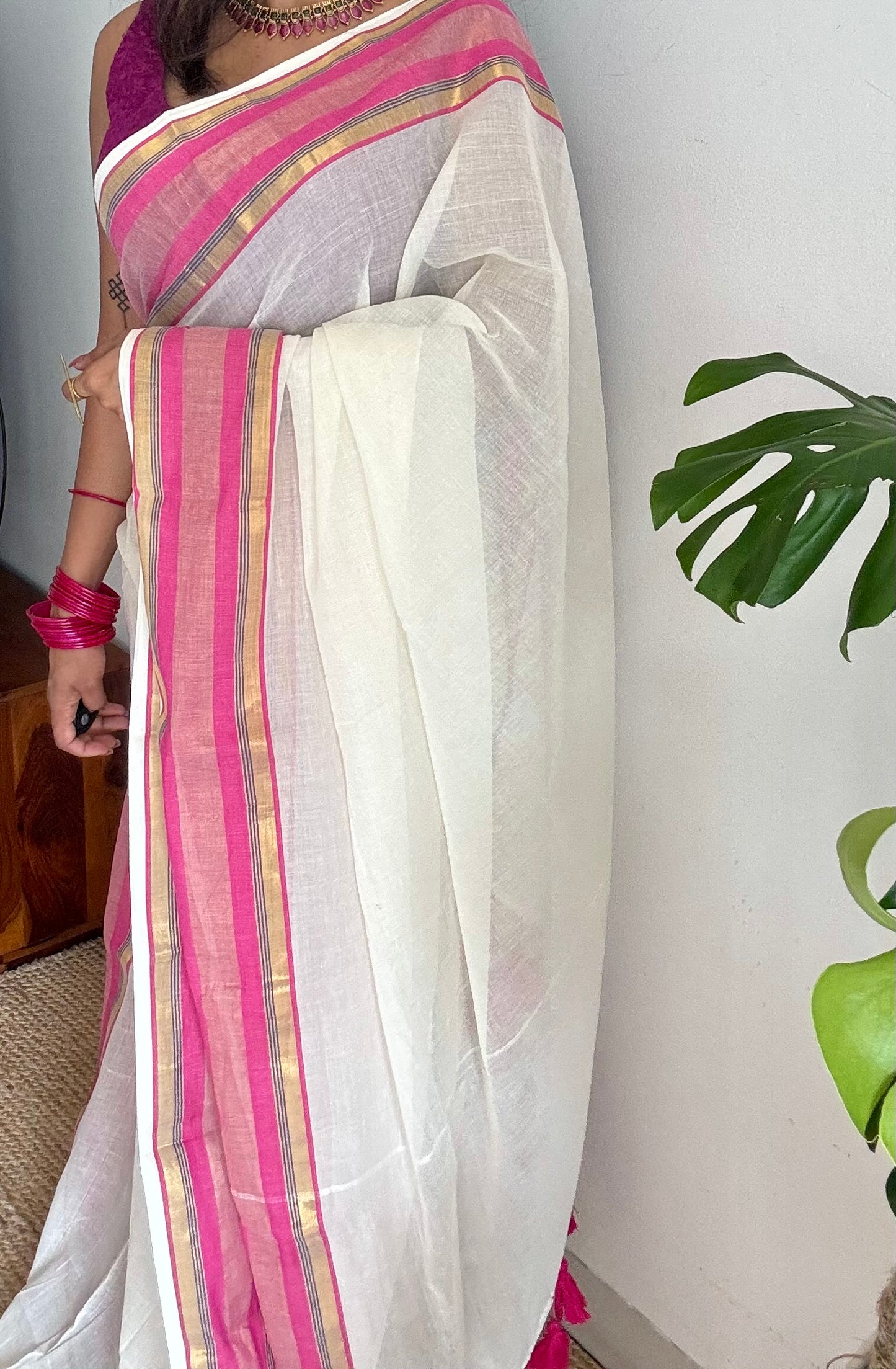 Ivory mul saree, hot pink and gold border  - YCIEON25