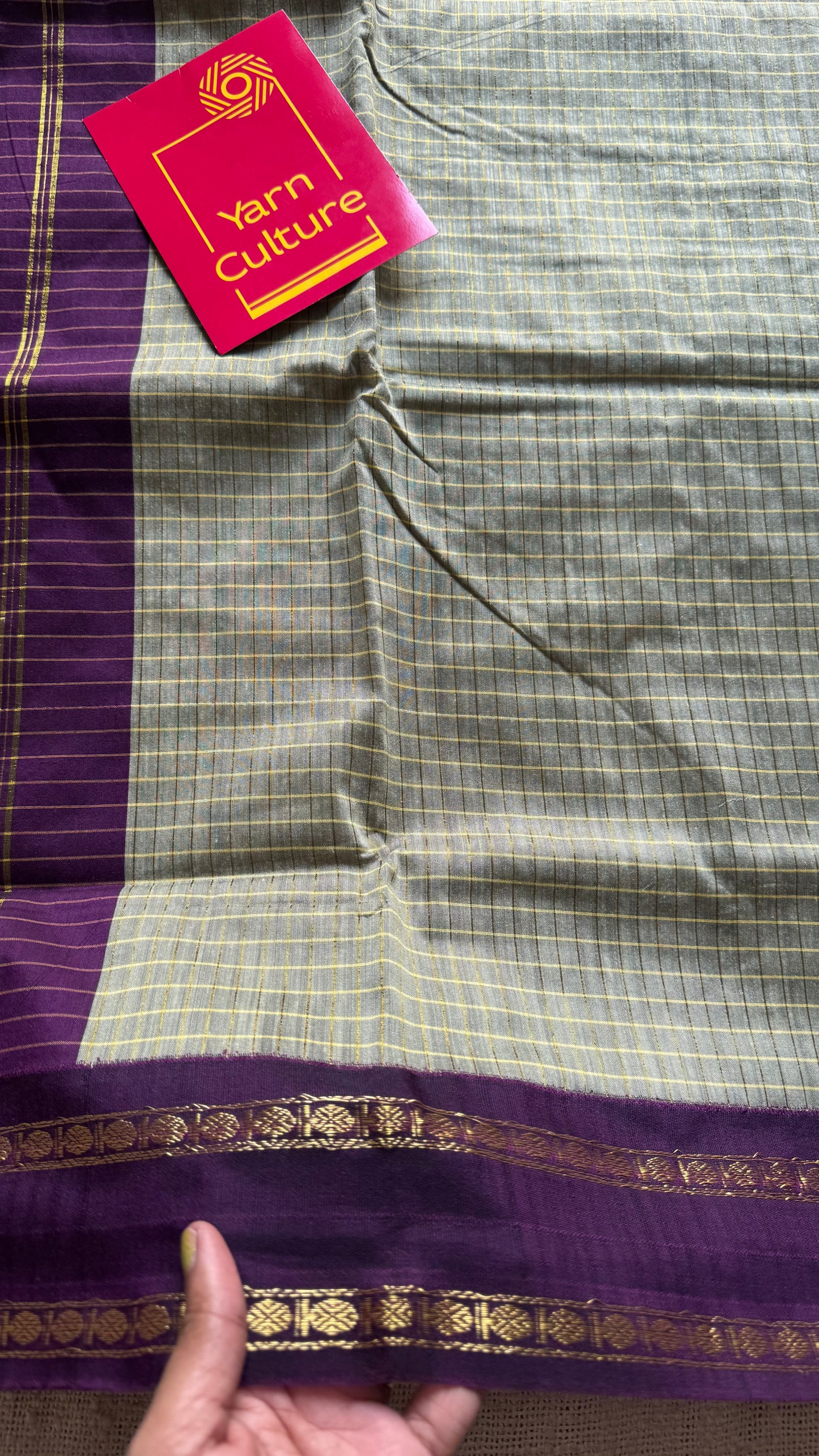 Grey with wine contrast arani checkered saree, cotton silk - YCCOTNKCFE69