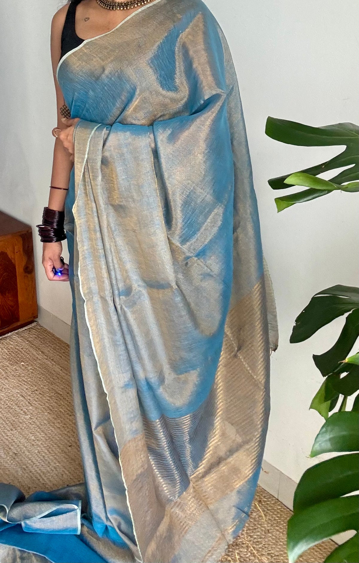 Teal blue with gold, dual tone metallic tissue linen saree - YCBCLTOC59