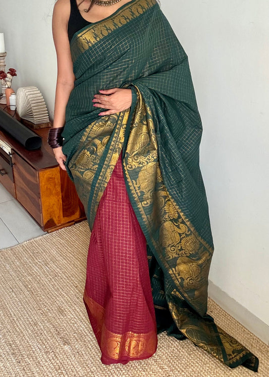 Bottle green and maroon, sungudi cotton half-half saree - YCCOTNIDMA307