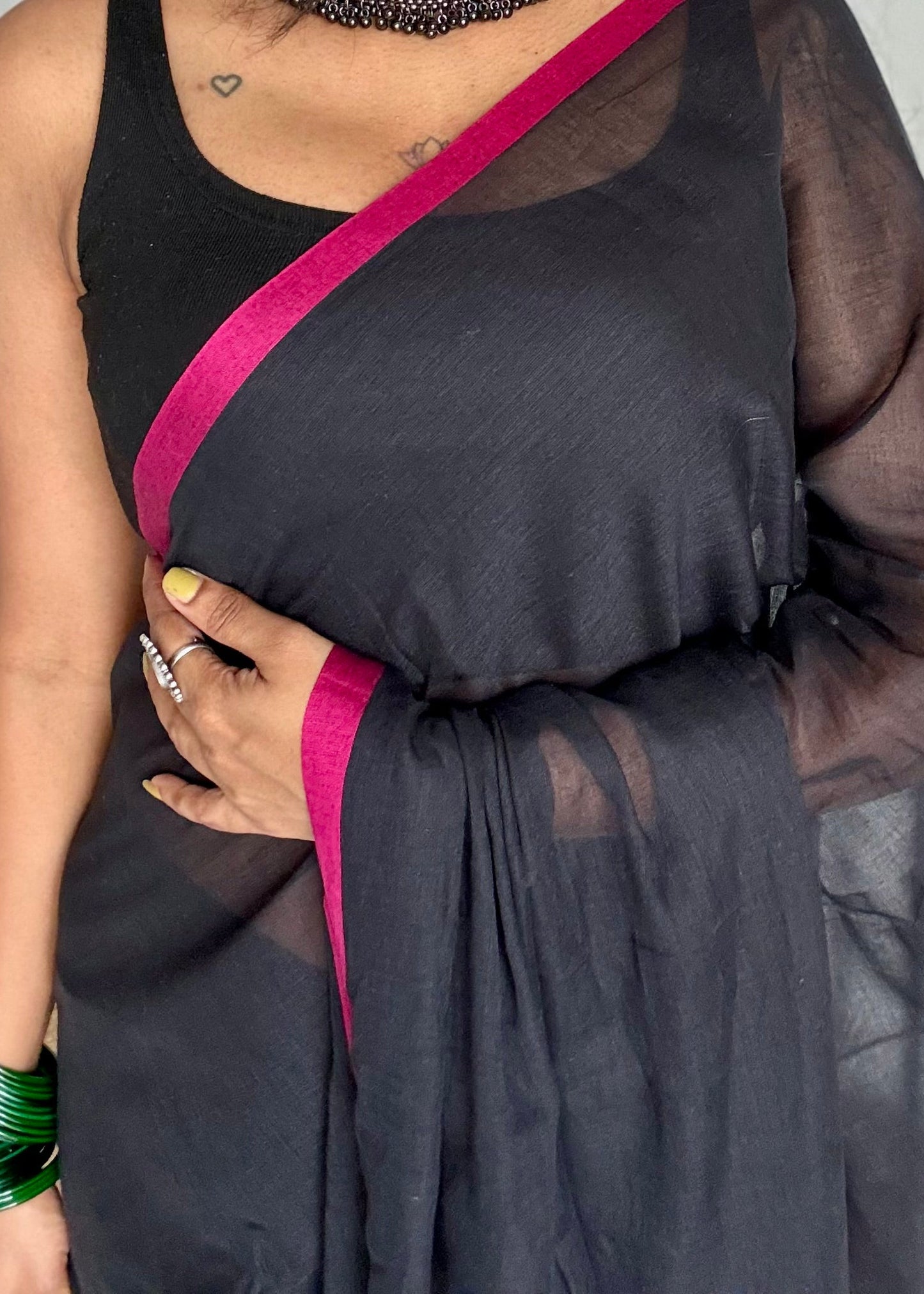 mul cotton saree lightweight breathable soft cotton saree for summer and everyday wear, contrast border sarees