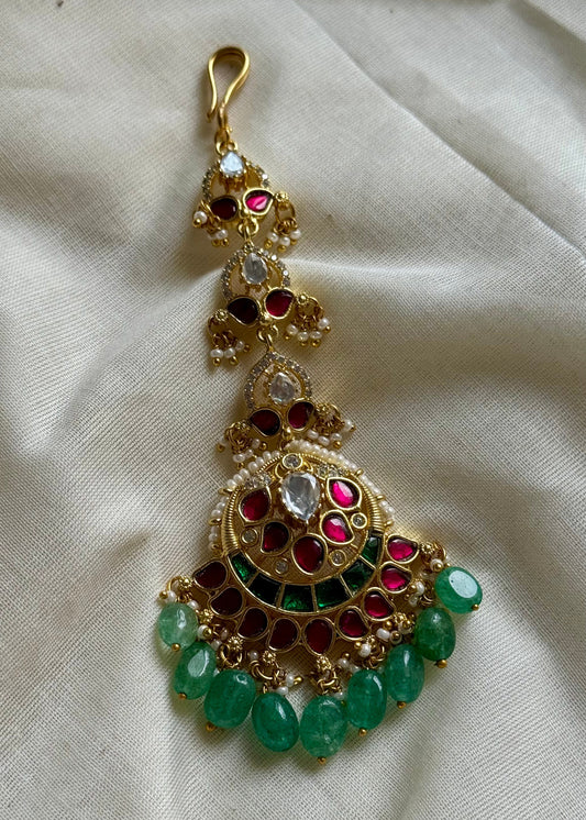 Green, ruby, white kundan maang tikka - YCAGMT287