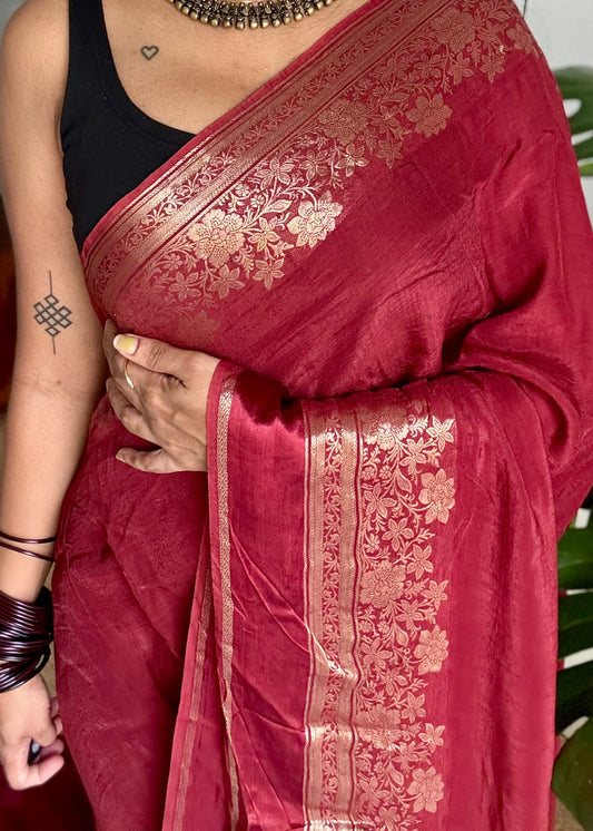 Maroon, semi crepe silk saree with antique gold floral border - YCLOKOC52