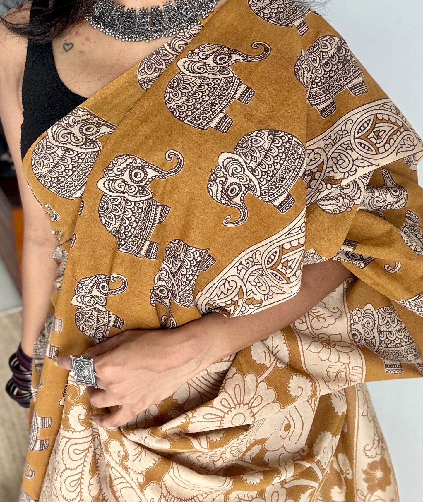Light brown kalamkari, elephant motifs, soft cotton - YCWOTDOCMP83
