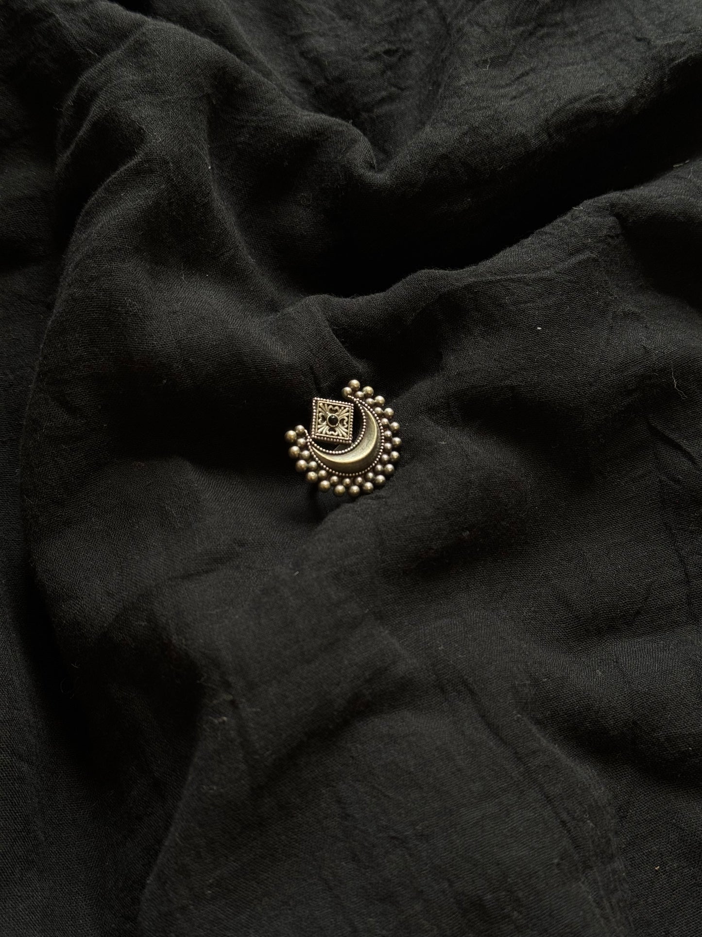 Adjustable ring, half moon ring, black stone - YCOSFR600