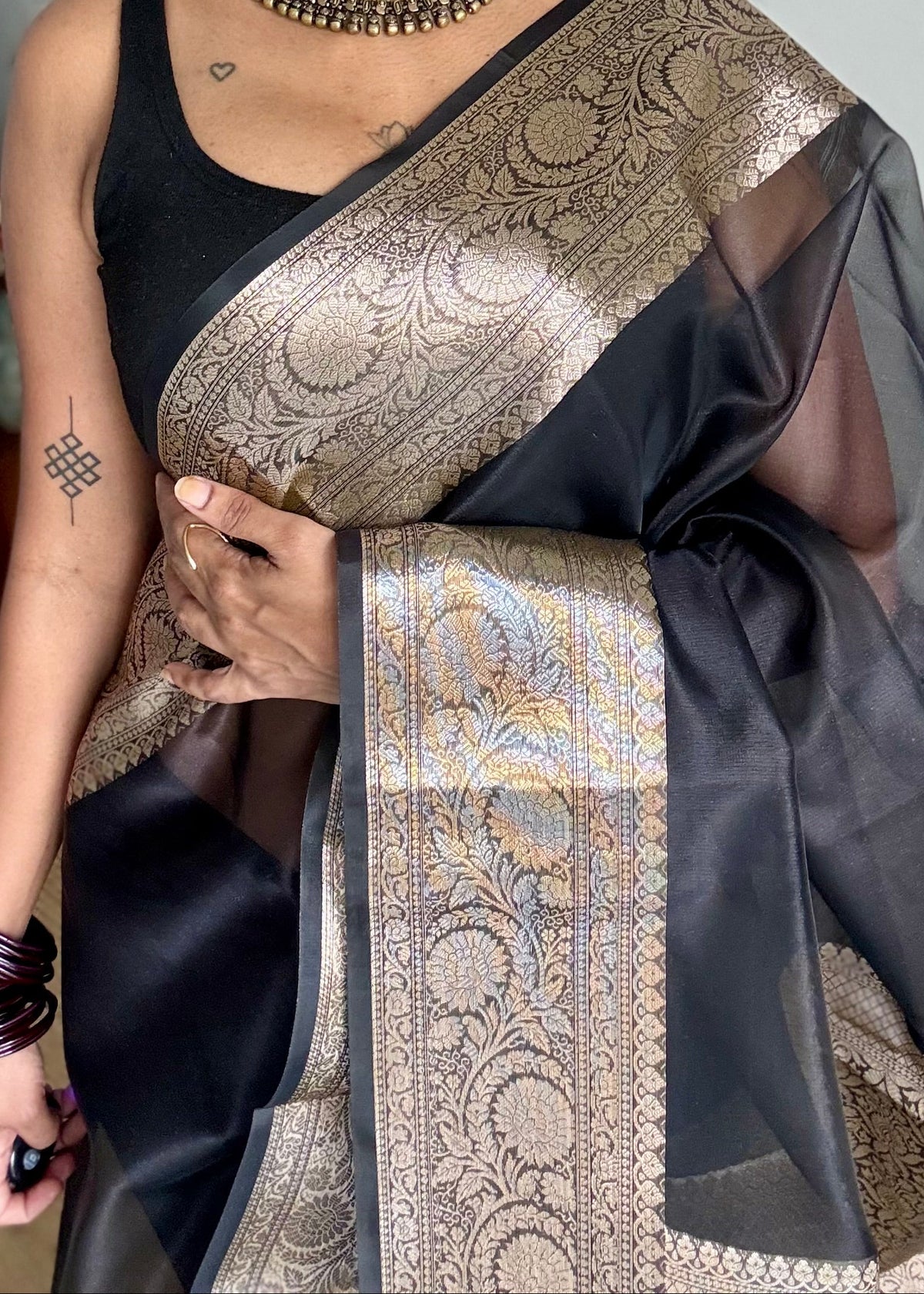Black tissue Banarasi saree with zari border - YCBLTOC88