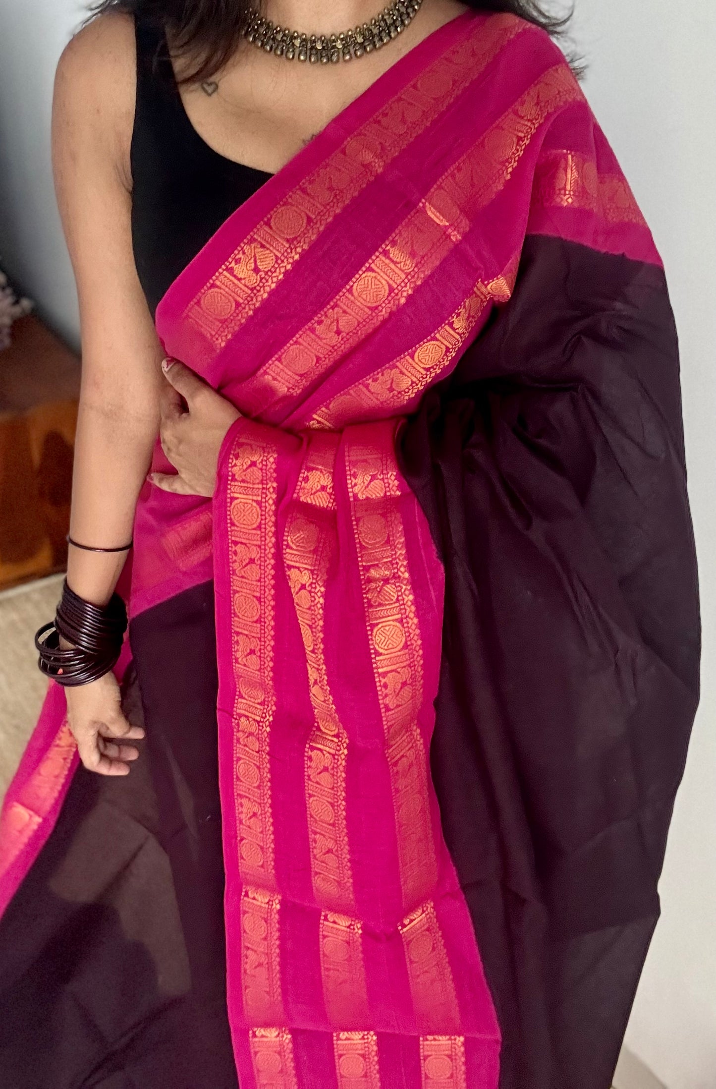 Wine with hot pink border, peacock and rudraksham motif, madurai soft cotton - YCCOTNJUSC03