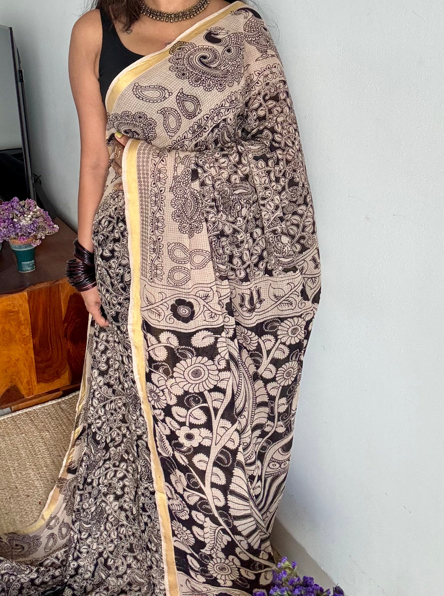 Black cream floral kalamkari saree in kota, with zari border - YCWOTDKKFE19
