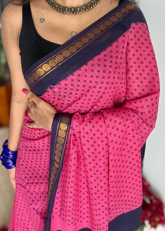 Dark pink with navy blue border sungudi, kattuchayam dyed, madurai cotton - YCCOTNSEMS102