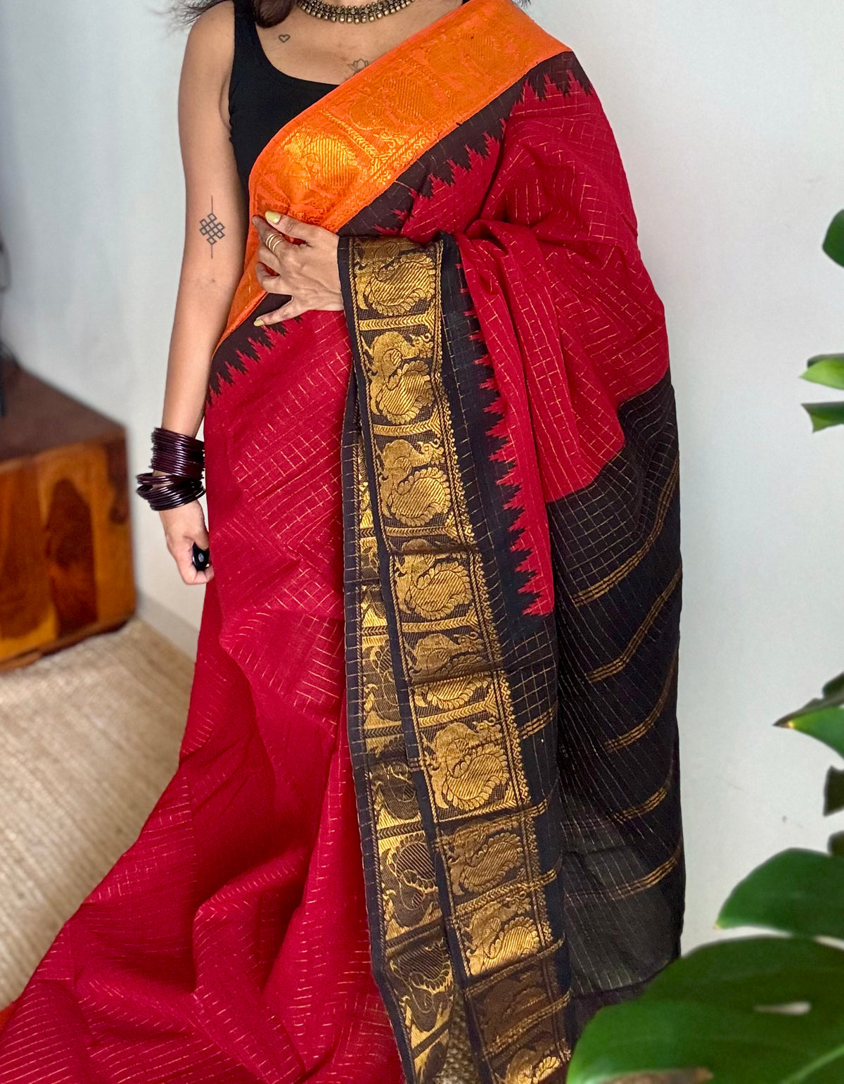 Sungudi cotton checks, red base, orange and black dual tone border, soft cotton - YCCOTNMSSE11