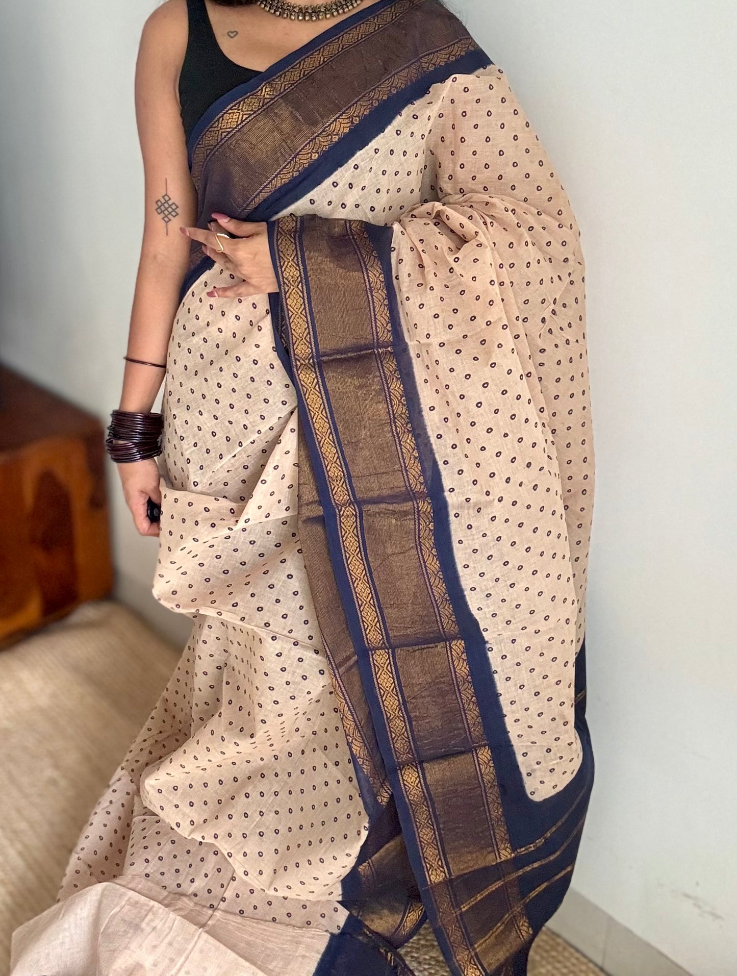 Sandal and dark blue with antique gold zari border, kattuchayam dyed madurai cotton saree - YCCOTNMSJUL12
