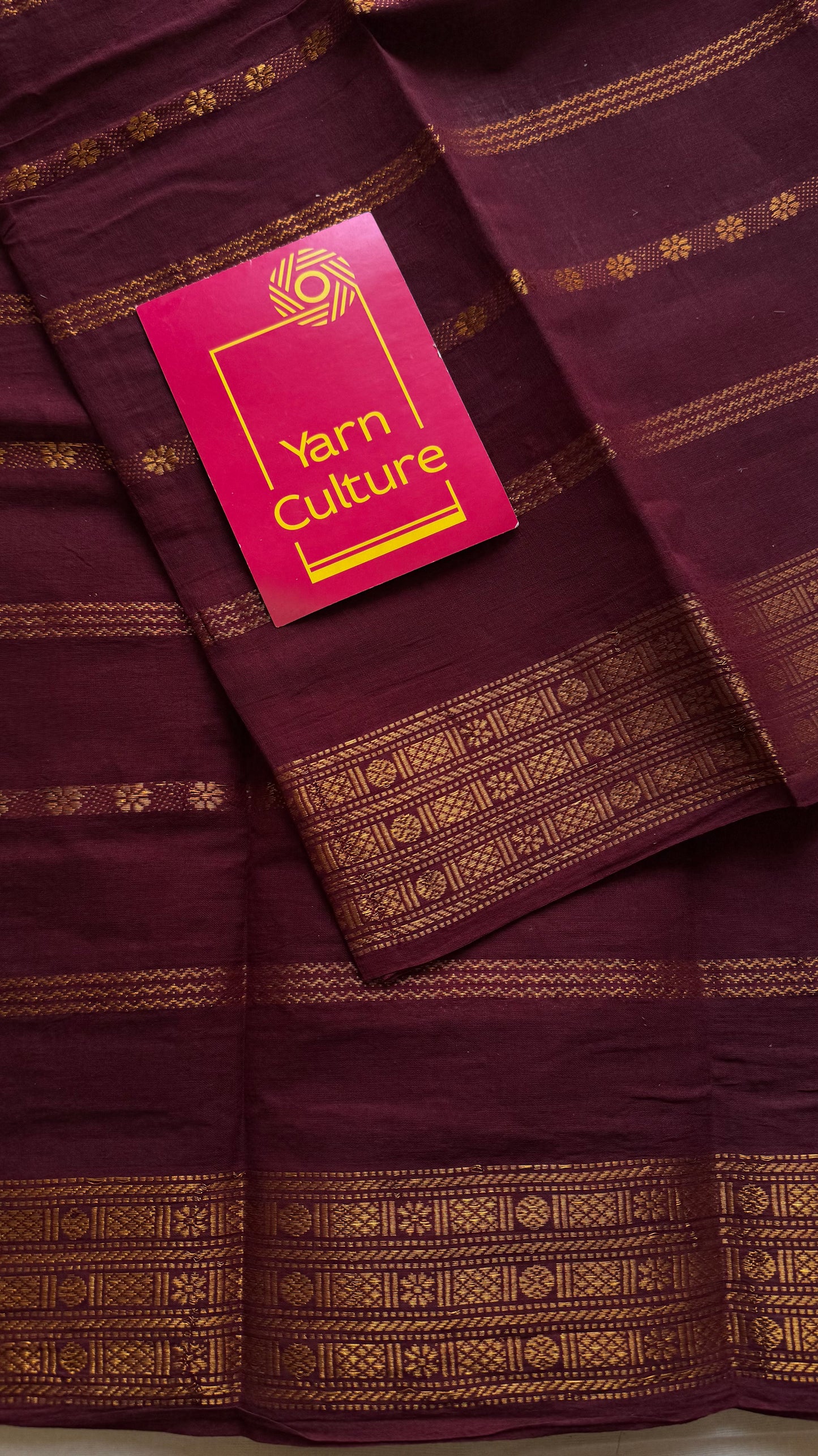 Maroon floral patterned velthaari, kattuchayam dyed madurai cotton saree  - YCCOTNMSAP211