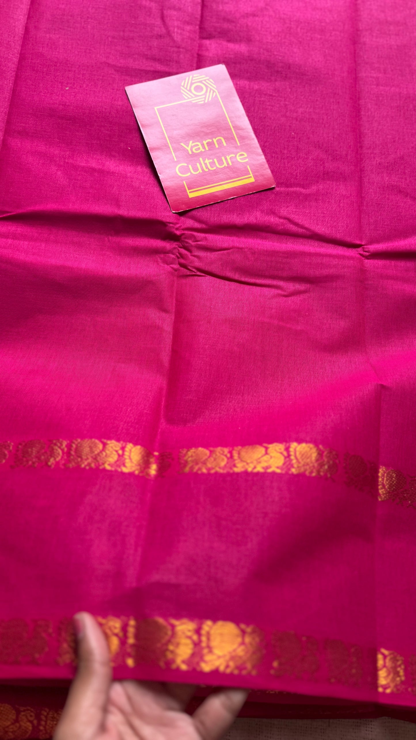 Hot pink rettaipettu peacock double border with contrast blouse - madurai kattuchayam - YCCOTNAURS14