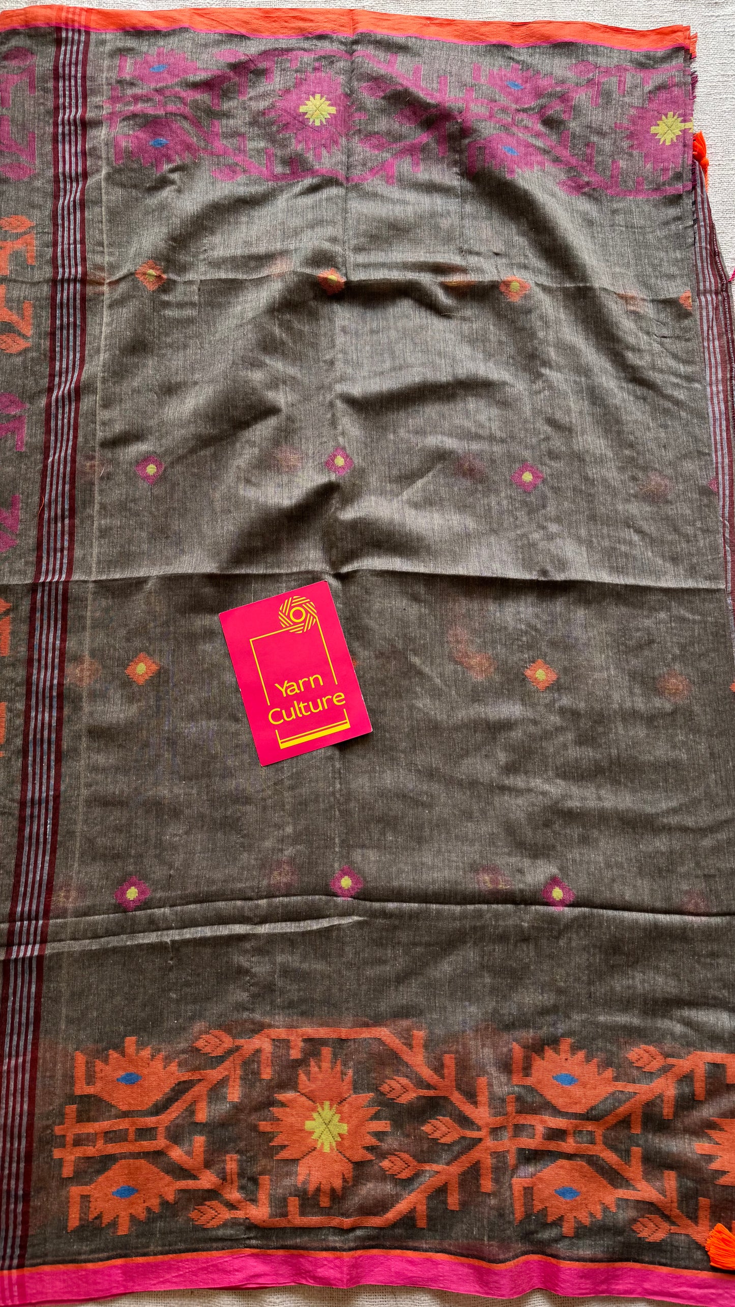 Grey with pink and orange jamdani saree in mul cotton - YCBCJDFE381