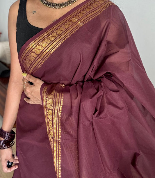 Chettinad cotton saree in maroon with thin peacock zari motif border - YCCOTNJUCC10