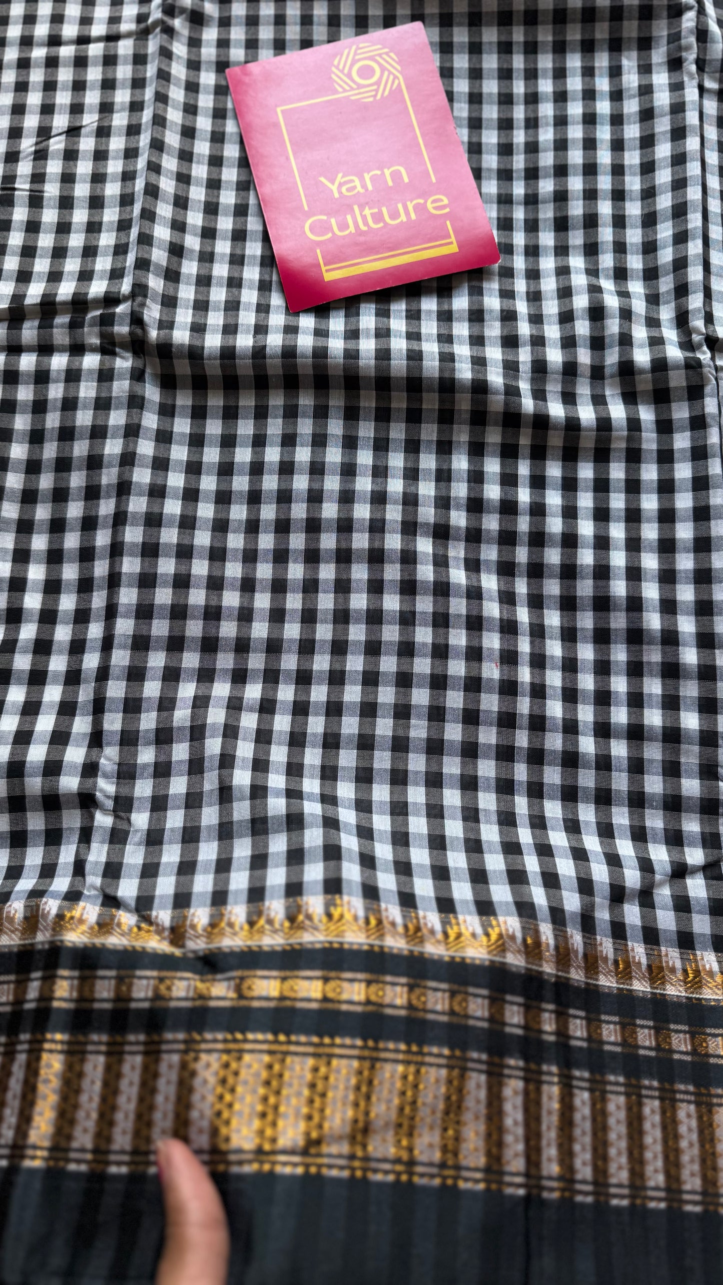 llkal black and white checks with chikki paras border, soft cotton - YCLOKICAP232