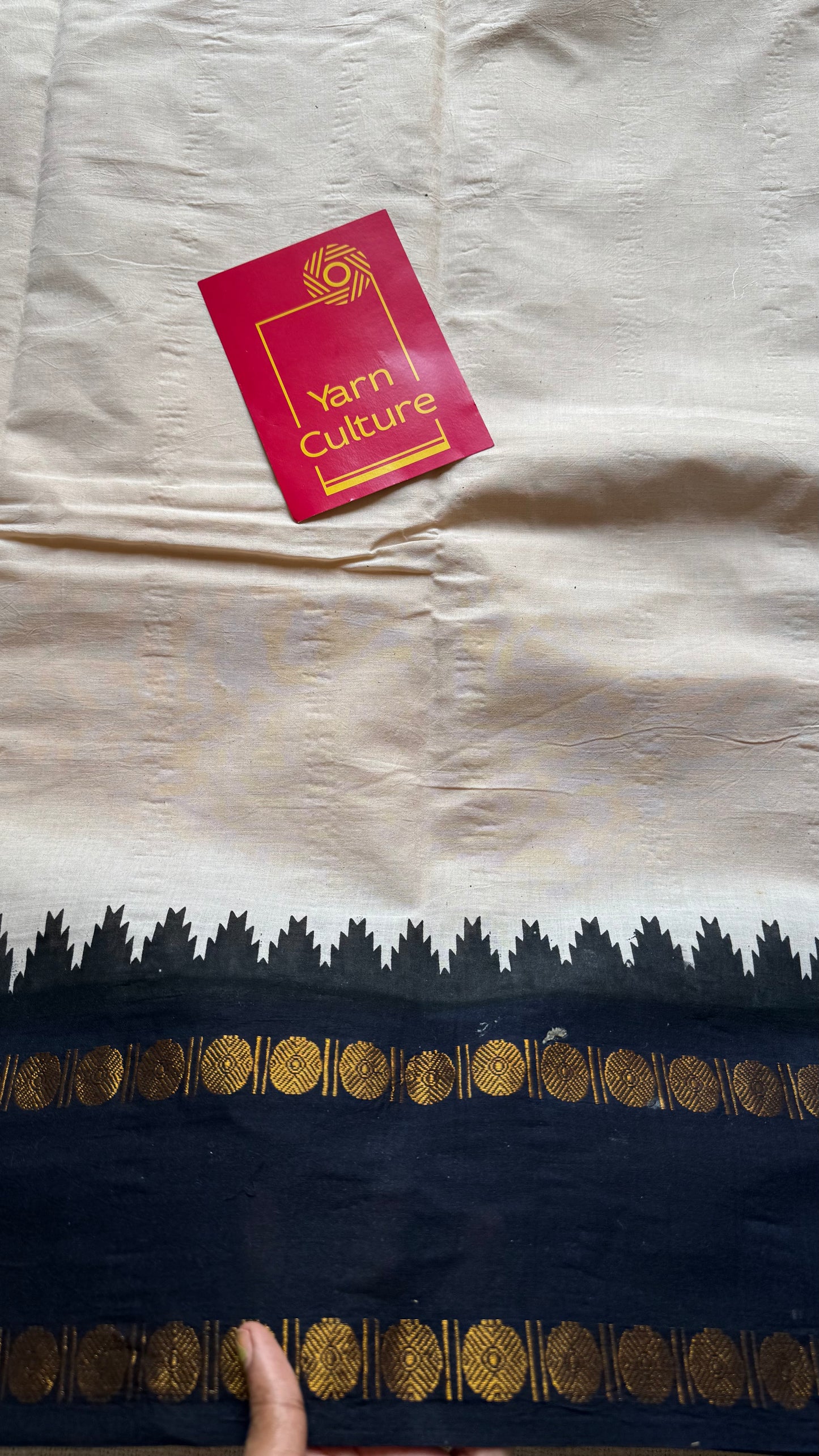 Ivory with black contrast sungudi, kattuchayam dyed madurai cotton - YCIEON98
