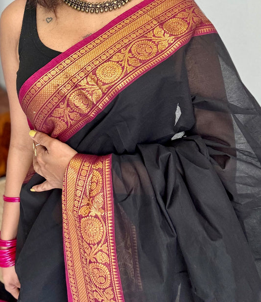 Black with magenta gold zari border Chettinad cotton saree - YCCOTNCCFE156