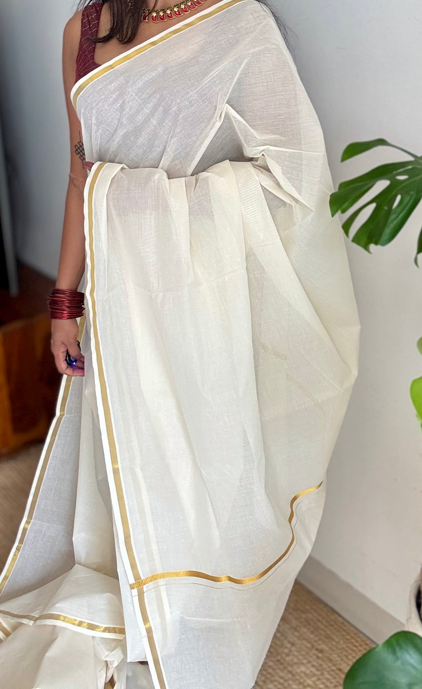Ivory and gold soft cotton kasavu saree, thin gold border - YCIEON69