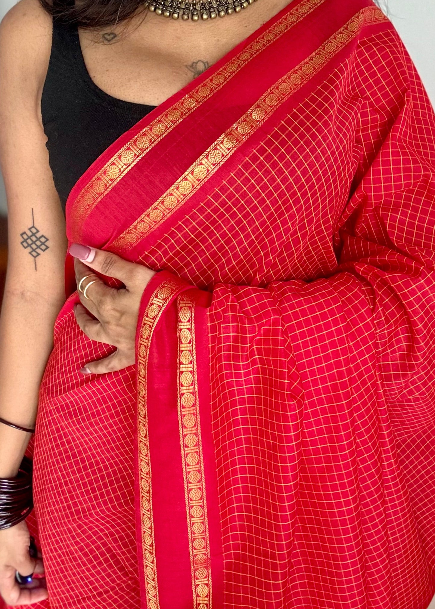 Chilli red arani checks saree, cotton silk - YCCOTNAUG20