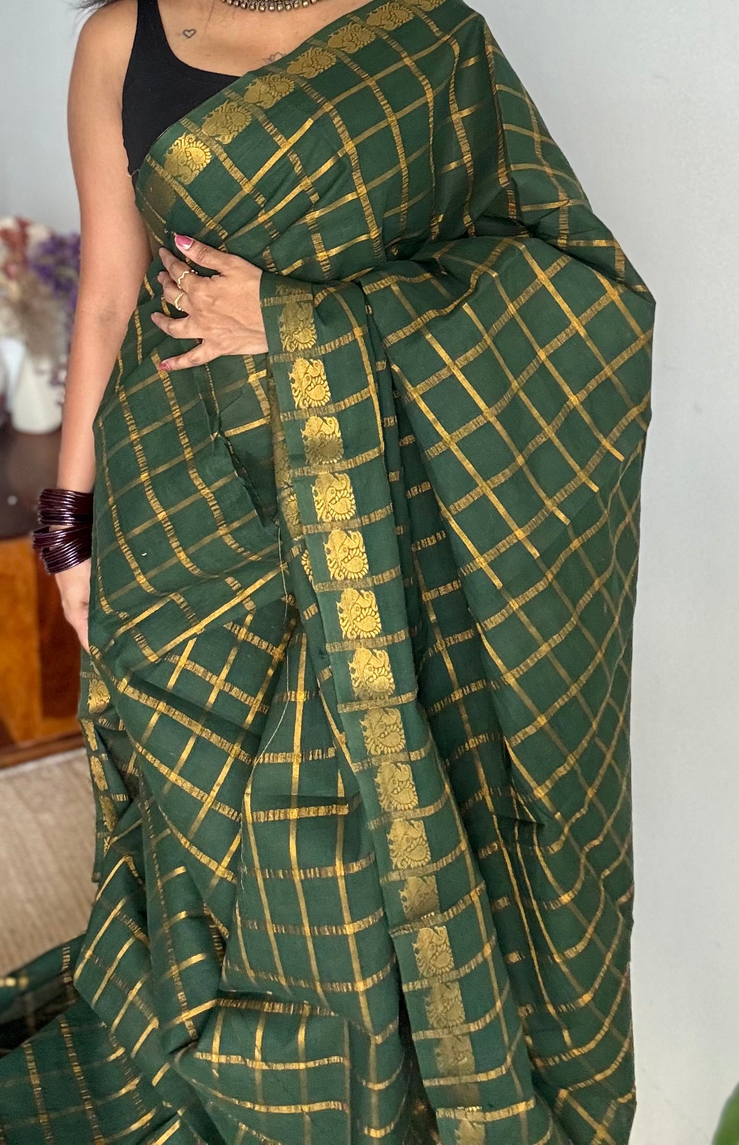 Dark green pavithra kattam kattuchayam dyed madurai cotton saree - YCCOTNMSAP209