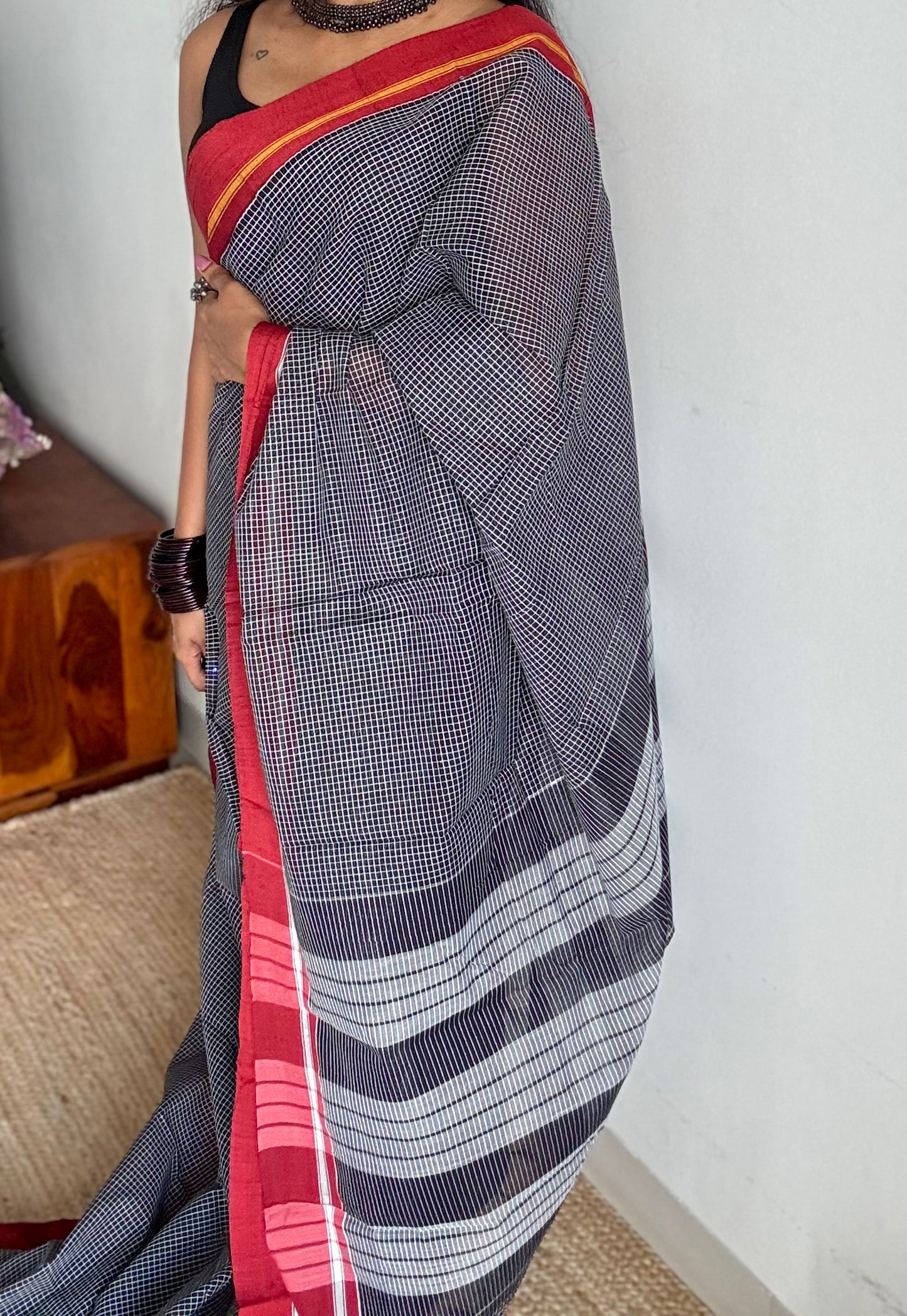 Classic black and white checks with maroon border, patteda anchu, soft cotton - YCLOKC222
