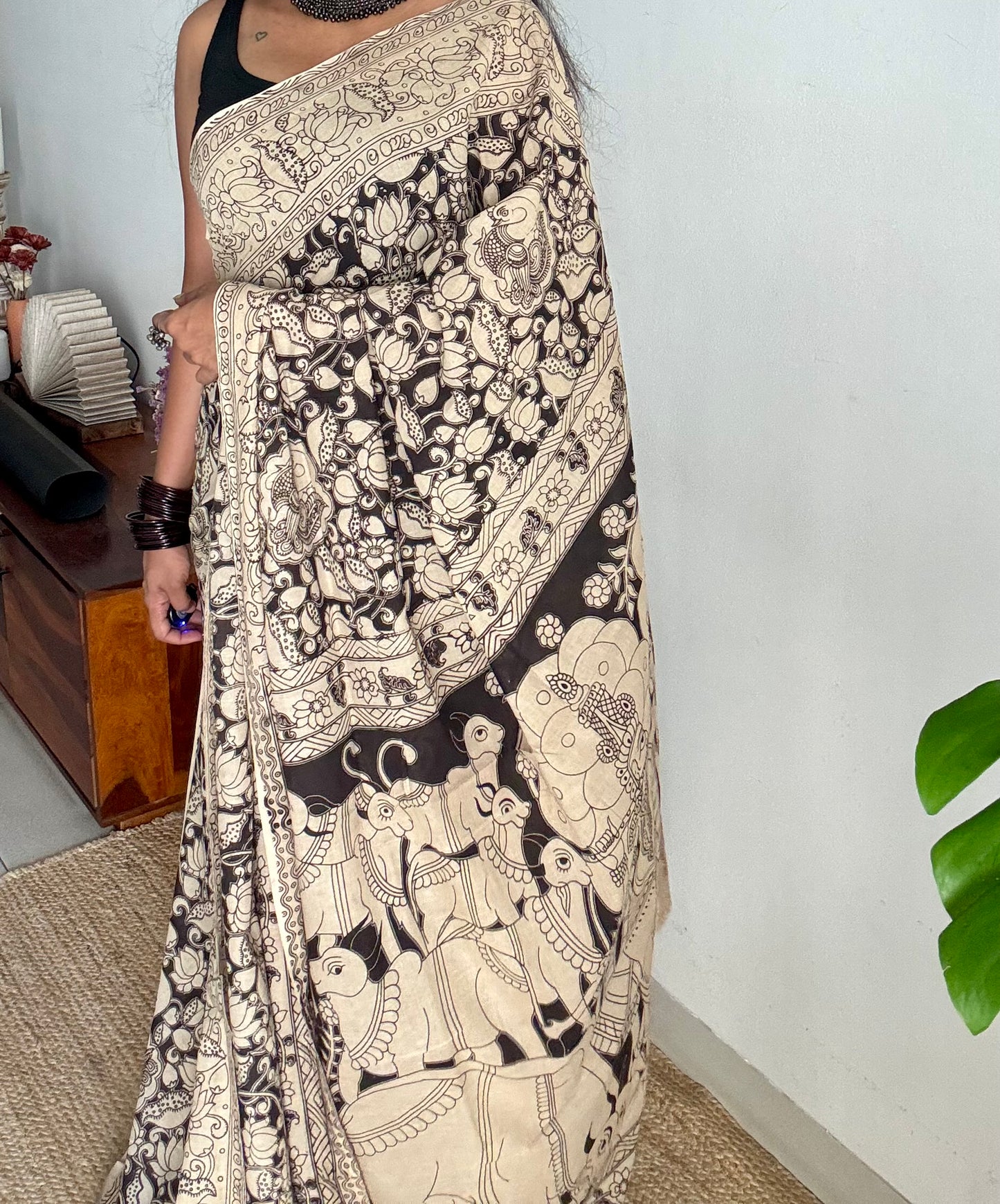 Black with cream kalamkari saree, floral vines, soft cotton - YCWOTDMA353