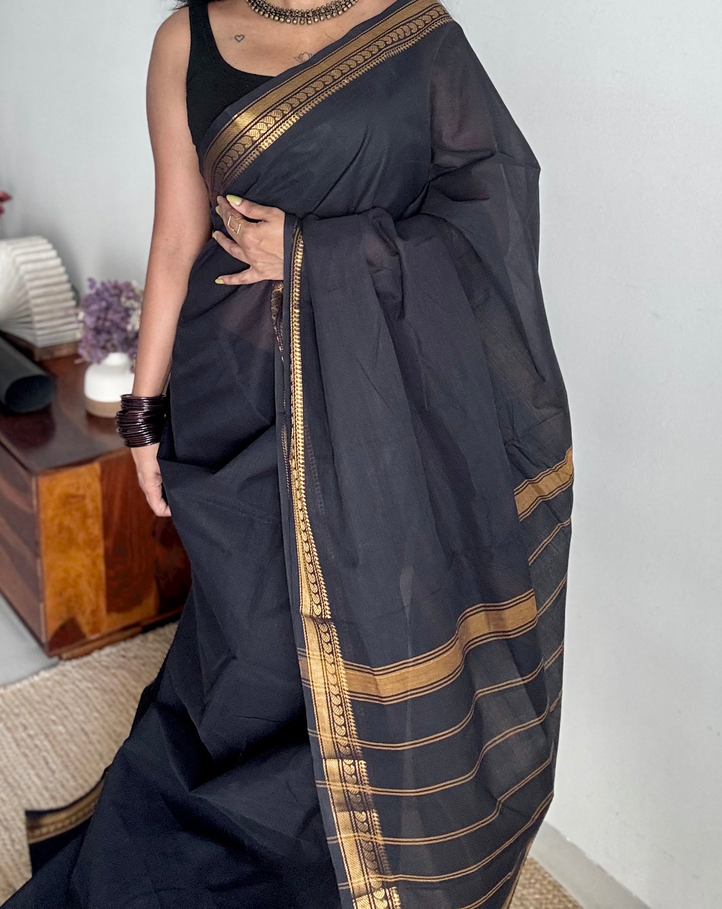 Chettinad cotton saree in black with thin paisley zari motif border - YCCOTNJUCC07