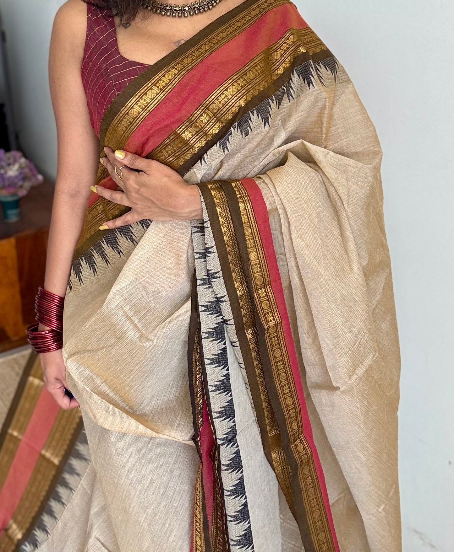 Cream with light red Kanchi cotton saree with rettaipettu double border - YCCOTNCCFE71