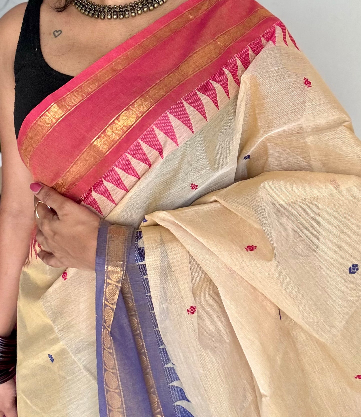 Kanchi cotton saree, cream with light red and violet dual border - YCCOTNAP99