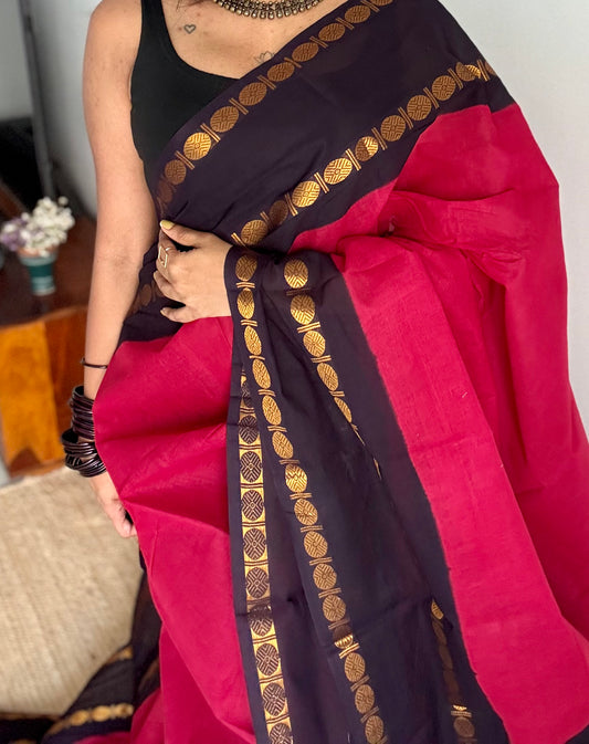 Carmine red with black Sungudi, Madurai cotton - YCCOTNSUDE36