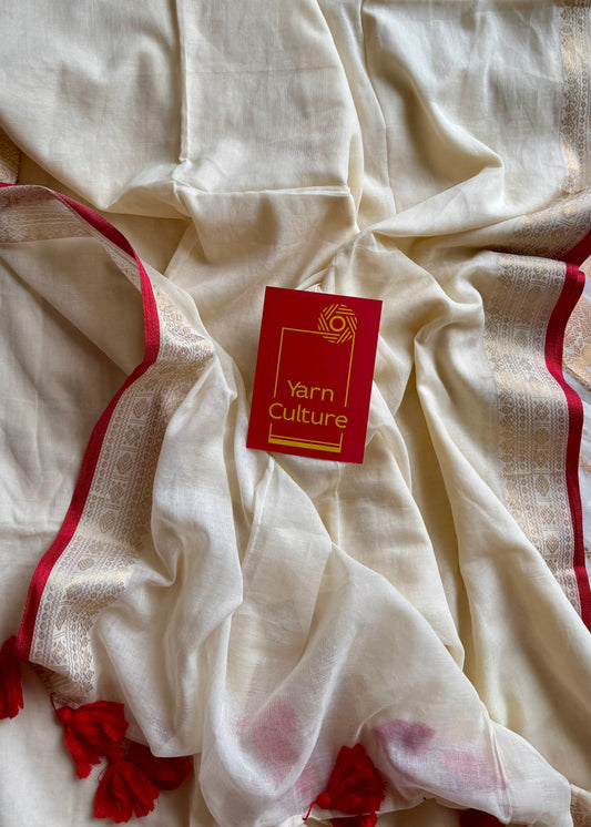 Ivory mul saree, red and gold border - YCIEON18