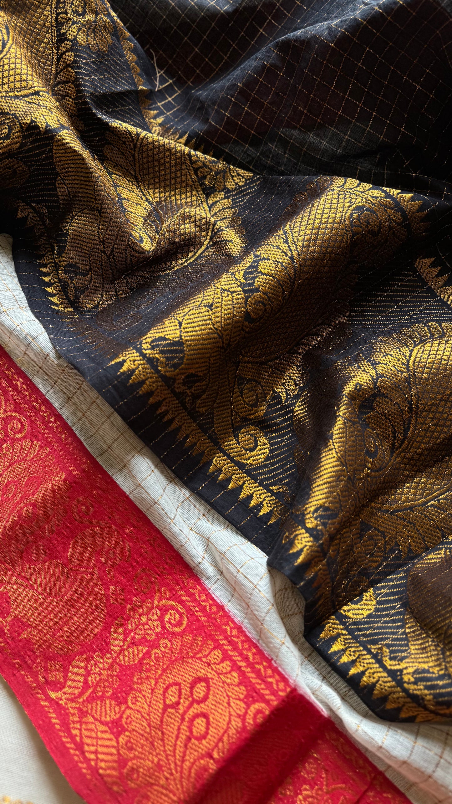 Black with ivory and red border, sungudi cotton half-half saree - YCCOTNIDMA312