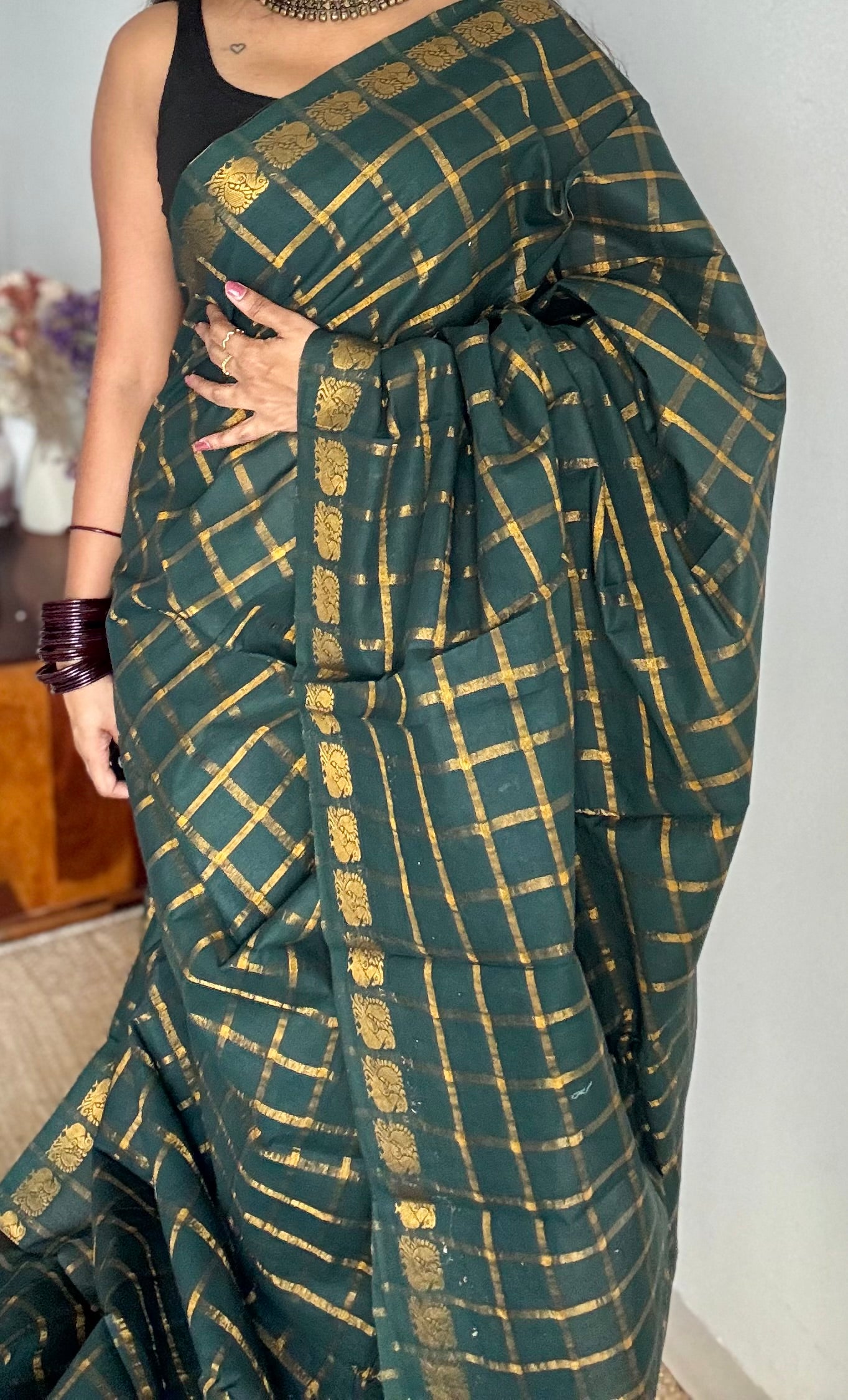 Bottle green pavithra kattam kattuchayam dyed madurai cotton saree - YCCOTNMSAP121