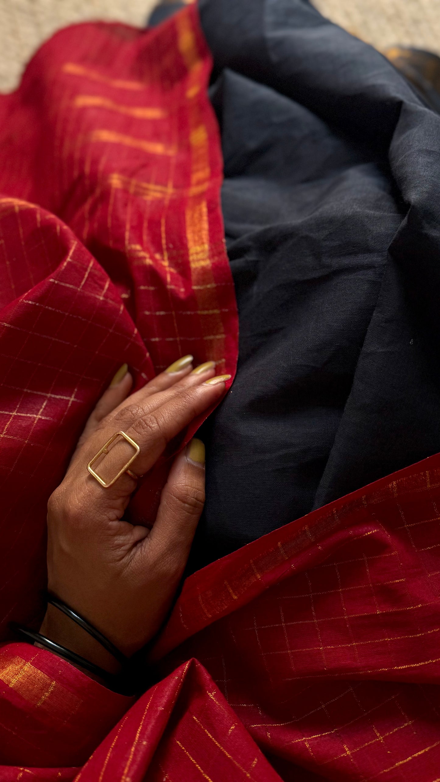 Agnika (அக்னிகா): deep red with black, sungudi cotton - YCENOID15