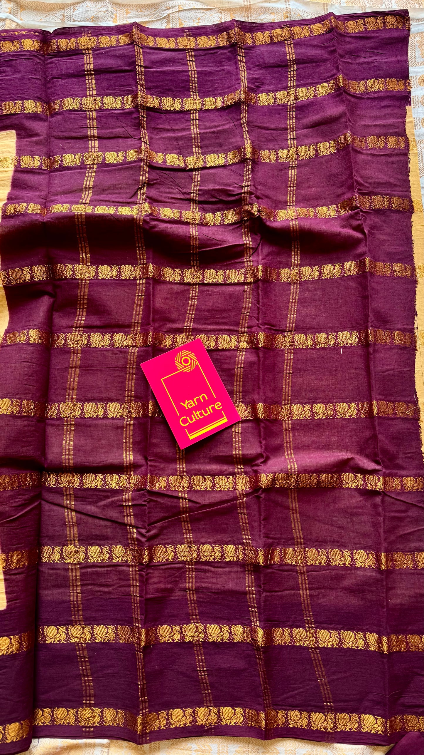 Sandal with maroon contrast, peacock zari striped sungudi, kattuchayam dyed madurai cotton - YCIEON96