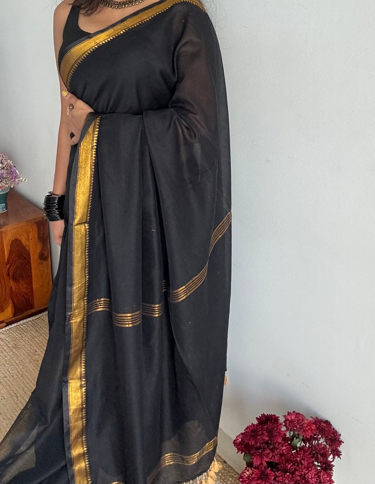 Black soft cotton with maheswari gold zari border - YCBCMCFE213