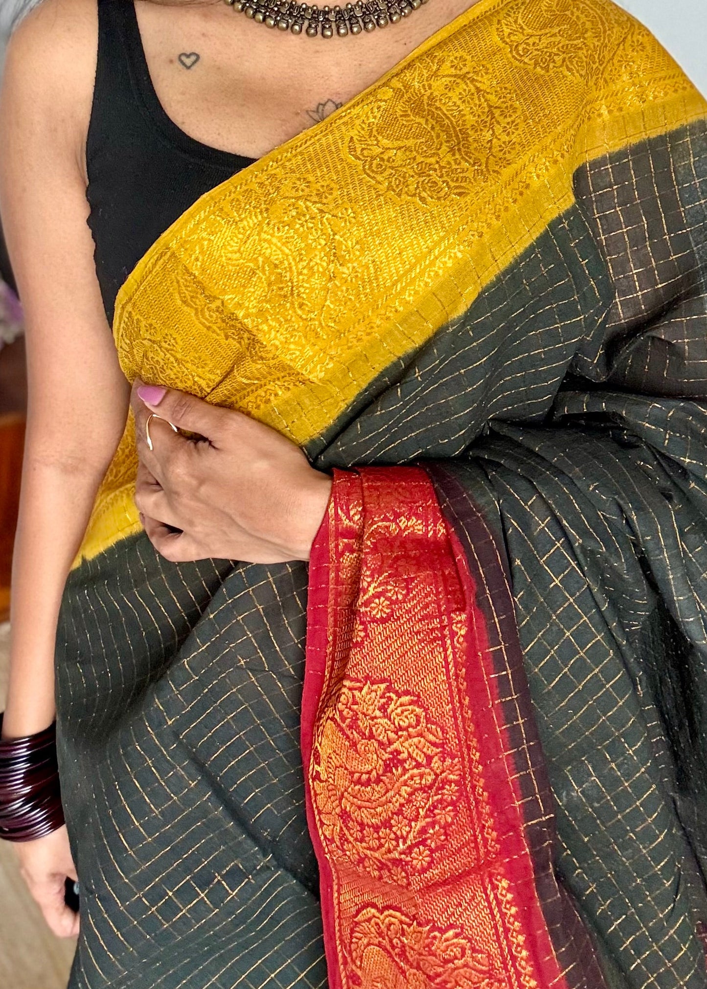 Sungudi cotton checks, black base, red and yellow dual tone border, soft cotton - YCCOTNGJJA180