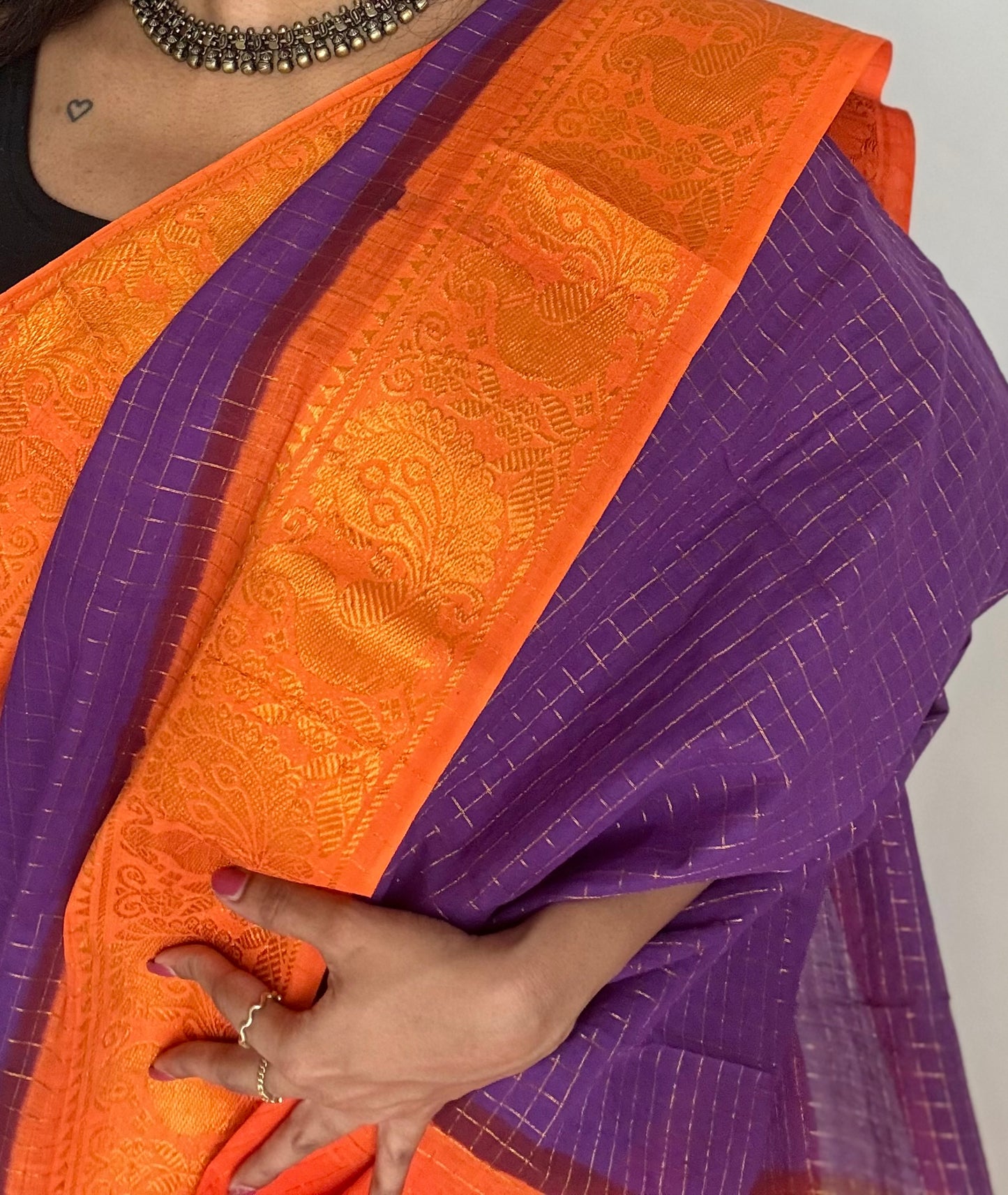 Purple with orange contrast zari checkered sungudi, kattuchayam dyed madurai cotton - YCCOTNMSAP195