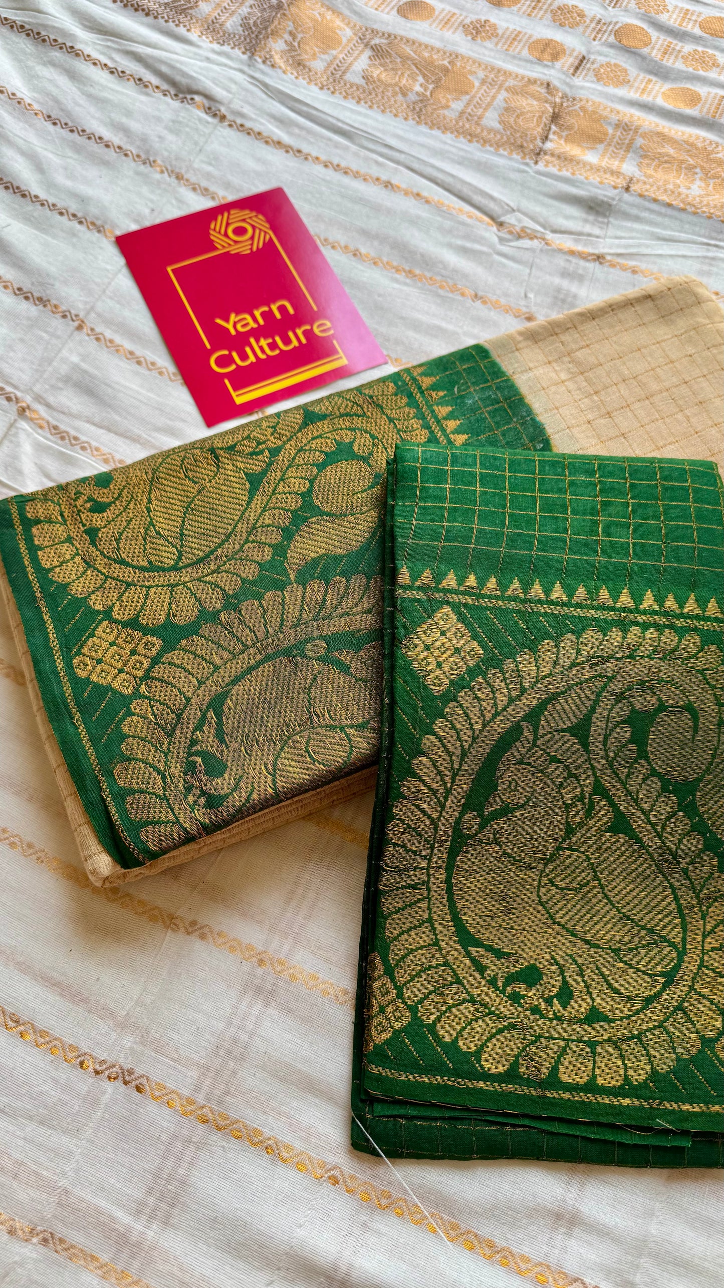 Ivory with green contrast zari checkered wide border sungudi, kattuchayam dyed madurai cotton - YCIEON91