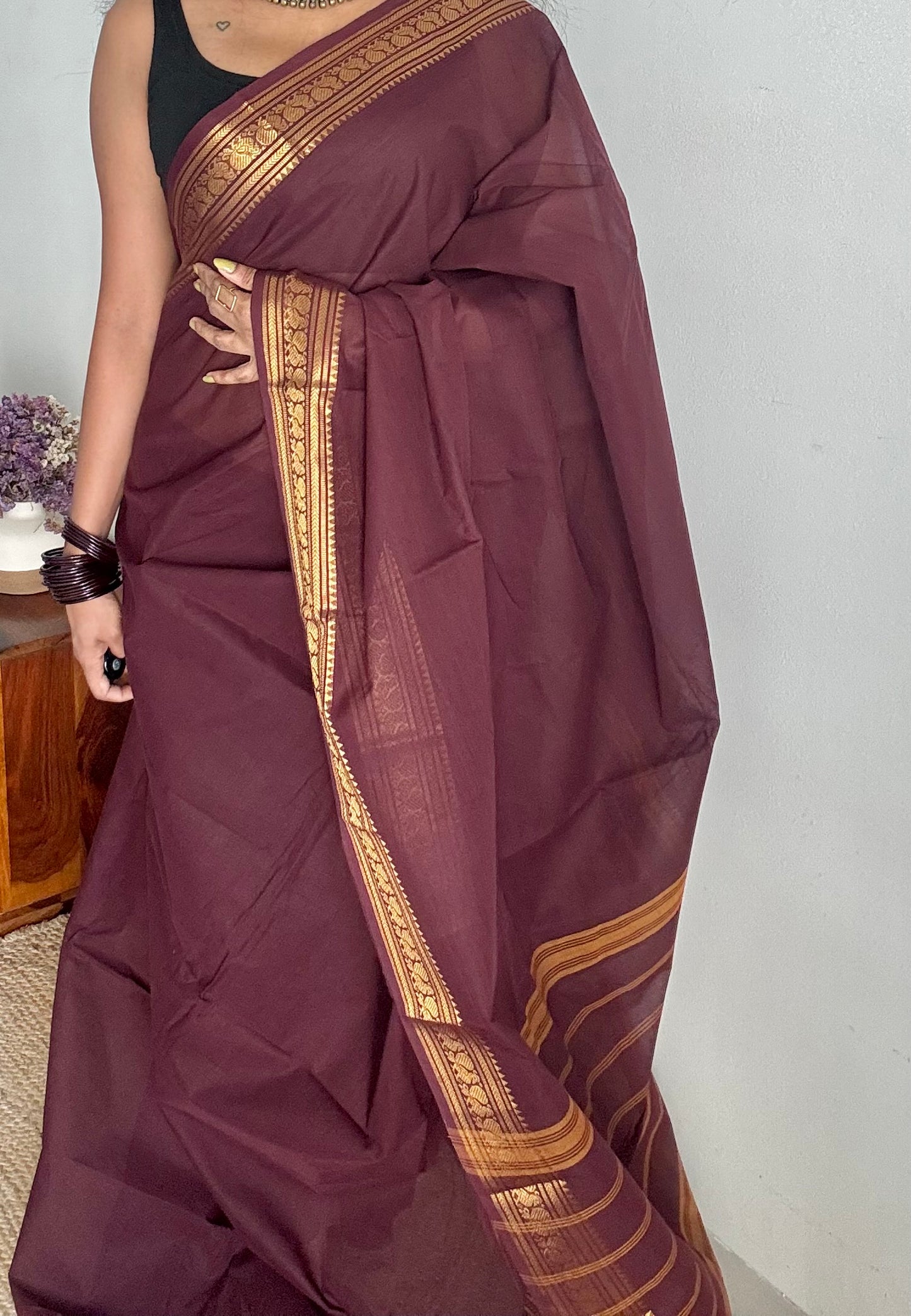 Chettinad cotton saree in maroon with thin peacock zari motif border - YCCOTNJUCC10