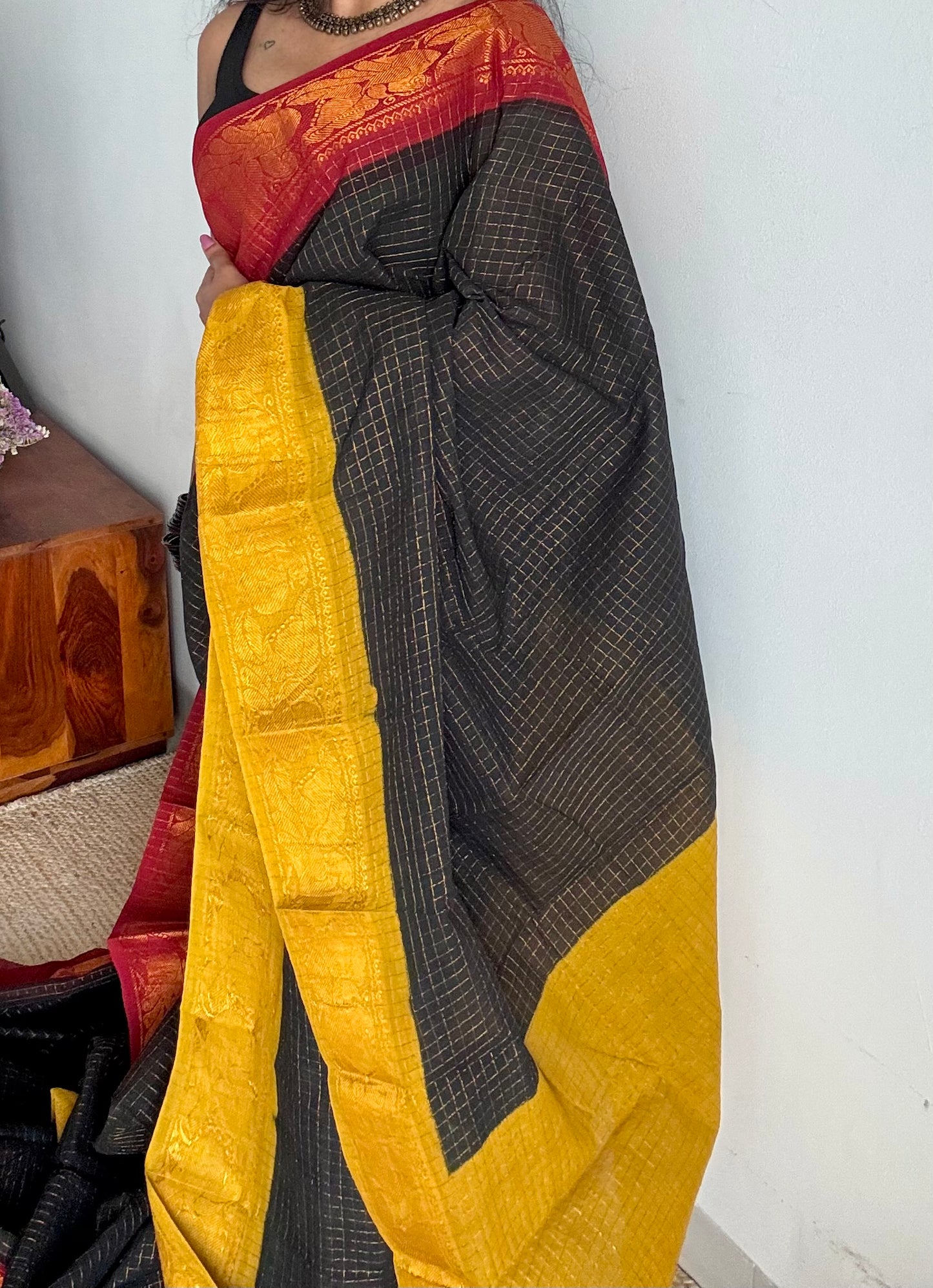 Sungudi cotton checks, black base, red and yellow dual tone border, soft cotton - YCCOTNGJJA181