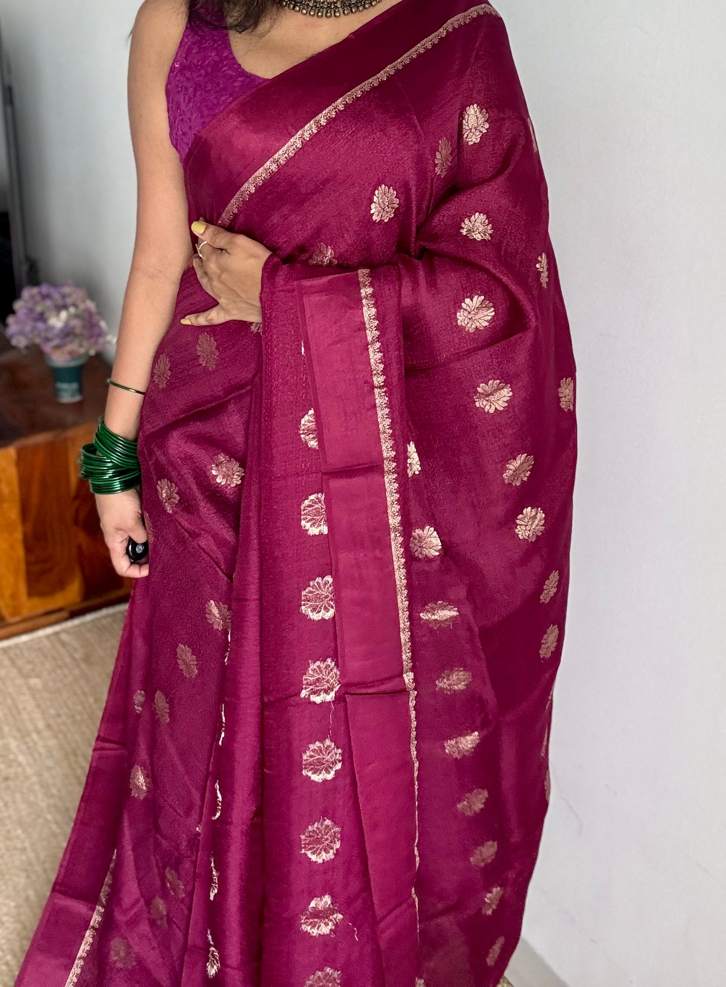 Dark wine in viscose soft silk with satin border, jacquard zari motifs - YCDOSFE198