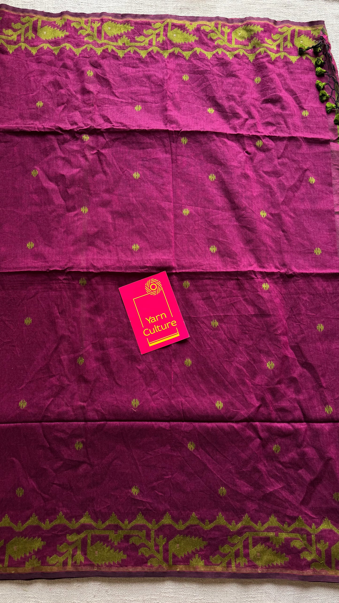 Ruby with green contrast jamdani saree in soft handloom cotton - YCBCJDFE376