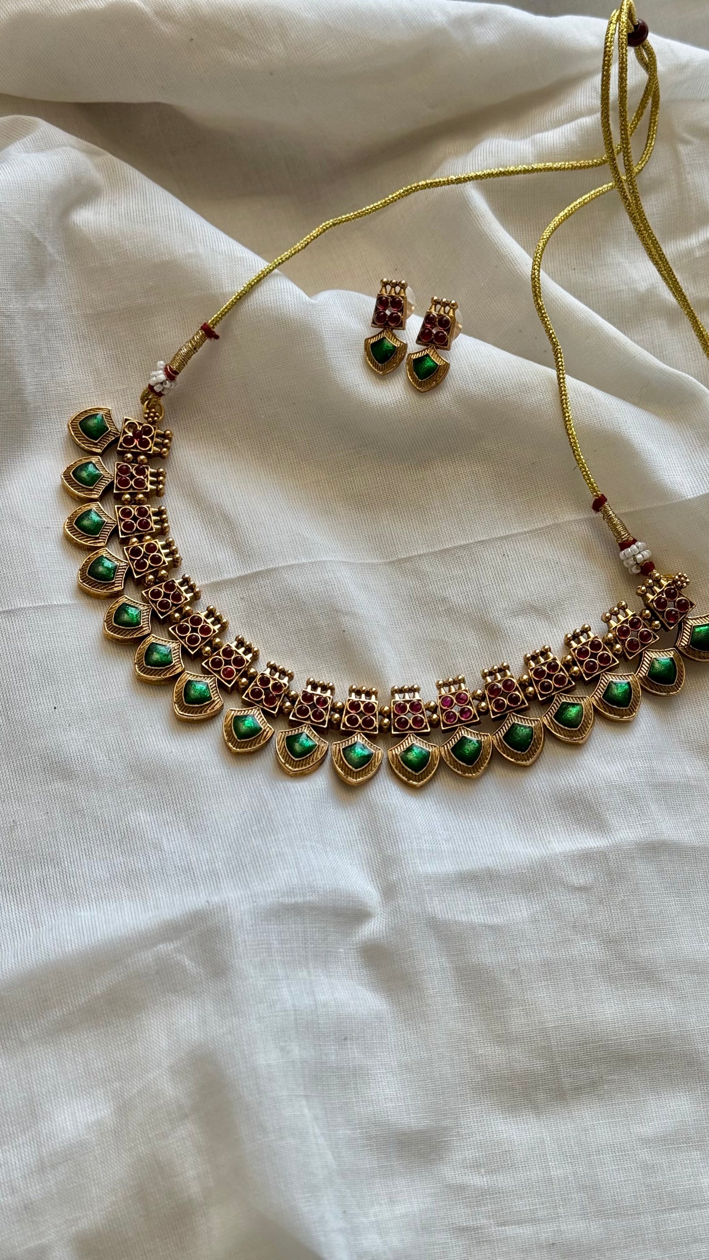 Green palakka neckpiece with earrings - YCGPNP633