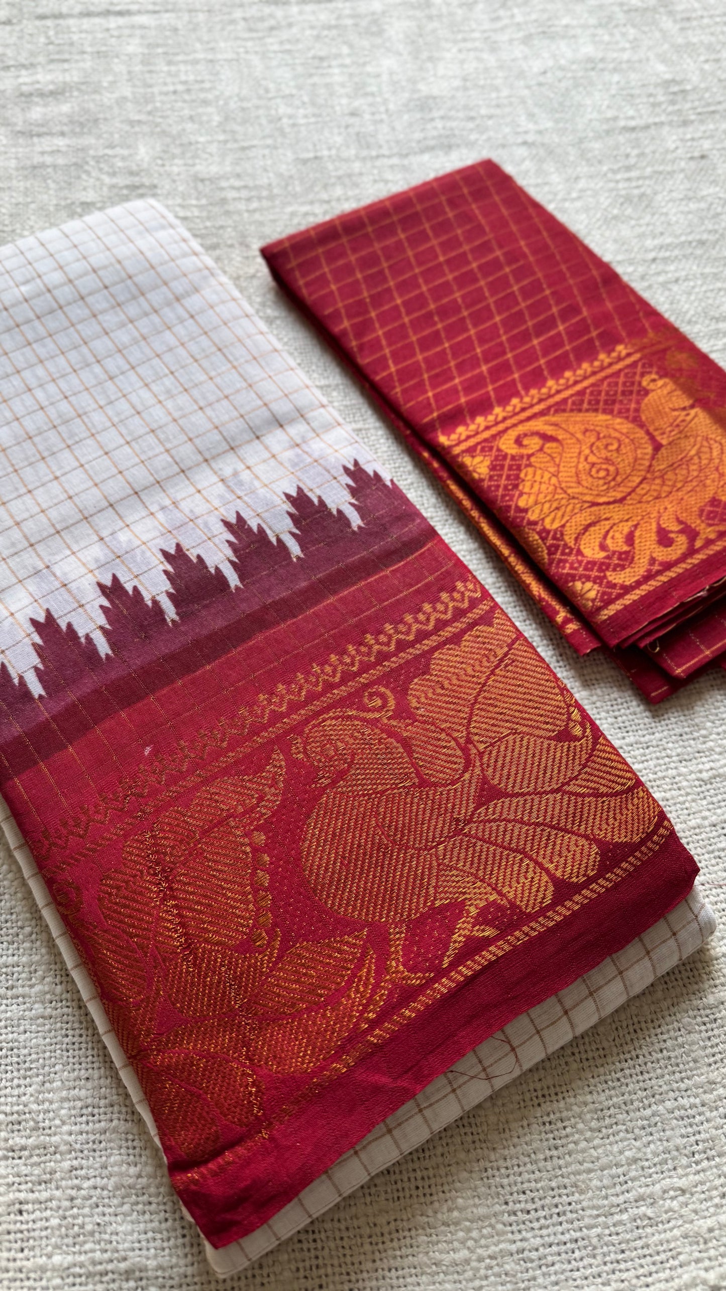 Sungudi cotton checks, off white base, red and yellow dual tone border, soft cotton - YCCOTNMSFE279