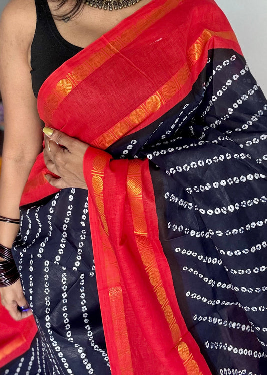 Dark navy blue with chilli red printed sungudi, madurai cotton - YCCOTNSUDE103
