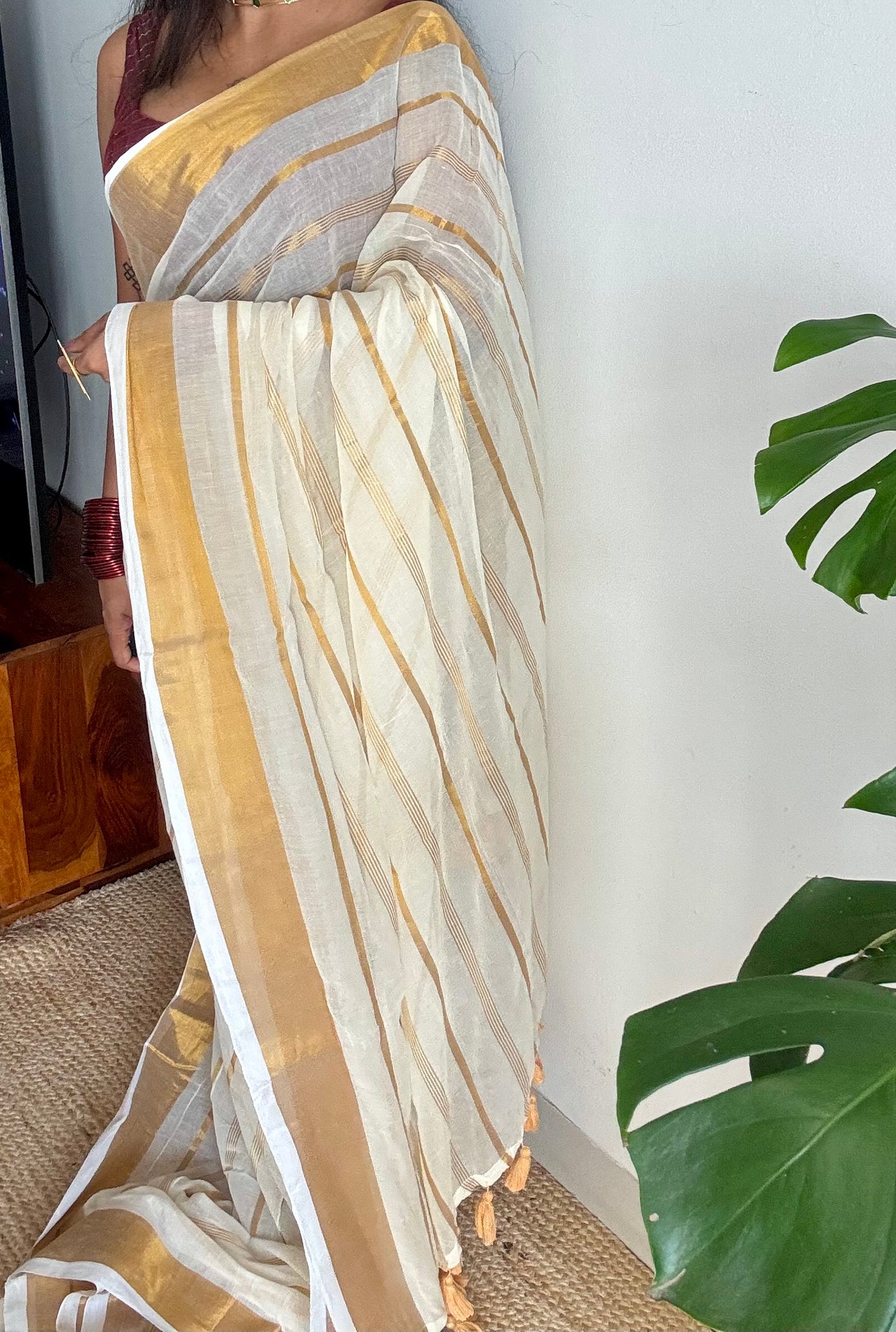 Ivory mul saree, gold stripes - YCIEON01